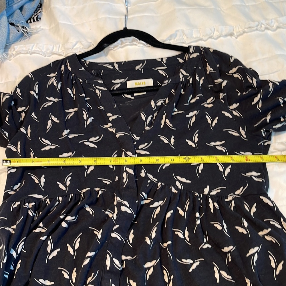 EUC Maeve by Anthropologie Henley - size XS - Picture 4 of 9